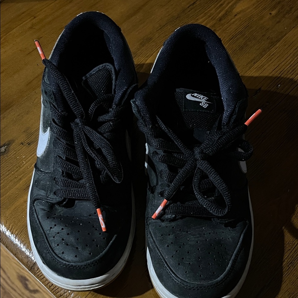 Nike SB Black and White Sneakers